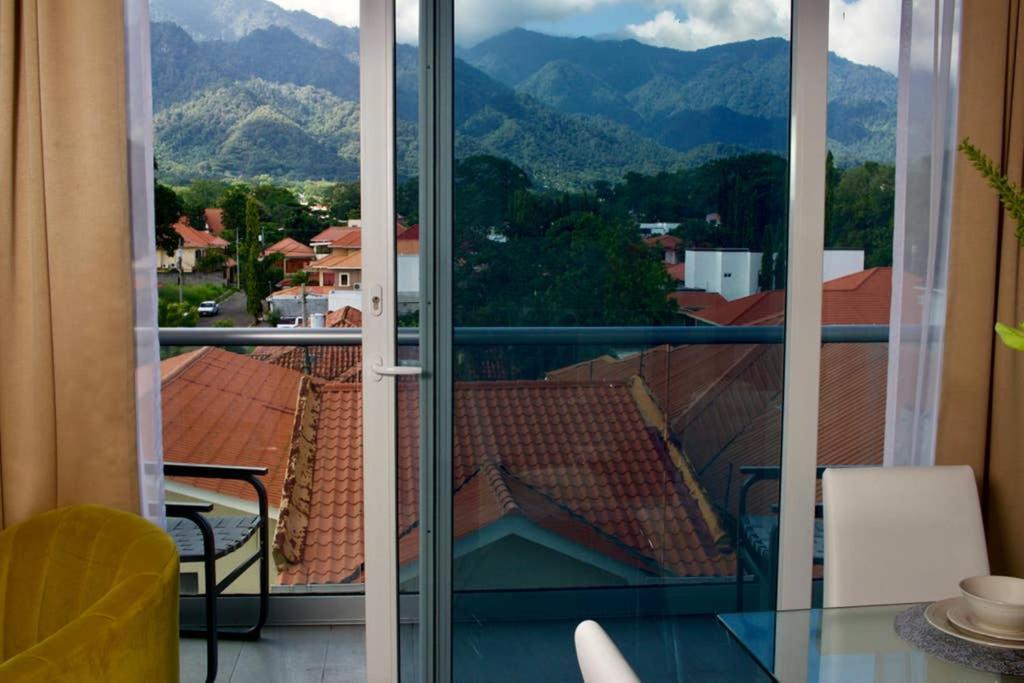 Lujoso y acogedor condominio ejecutivo/familiar San Pedro Sula Exterior foto